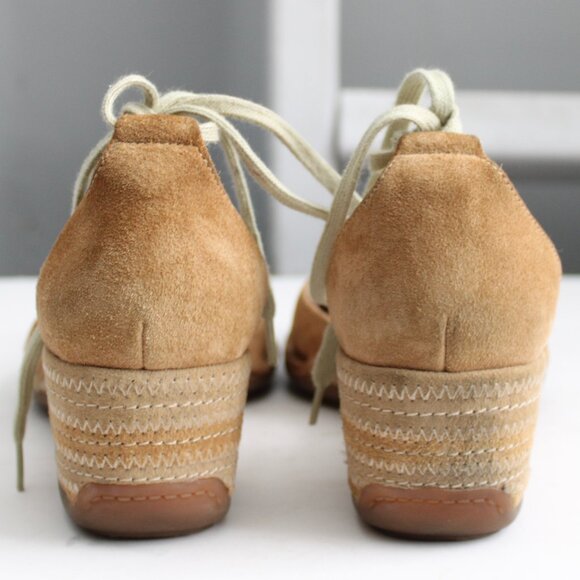 Victoria's Secret Moxi Tan Suede Ankle Lace-Up  Square-Toe Wedge Shoes Size 9.5 - Picture 3 of 6